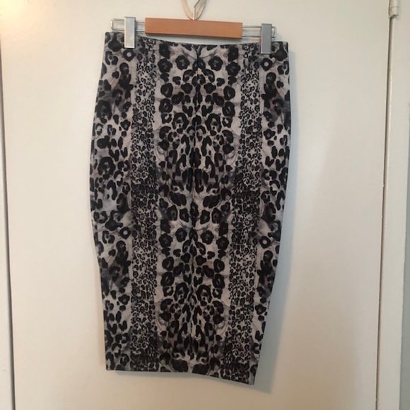 Zara Animal Print Pencil Skirt - Picture 2 of 5